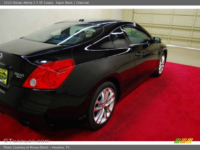 Super Black / Charcoal 2010 Nissan Altima 3.5 SR Coupe