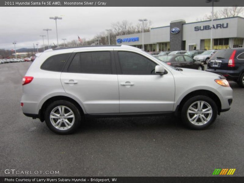 Moonstone Silver / Gray 2011 Hyundai Santa Fe SE AWD