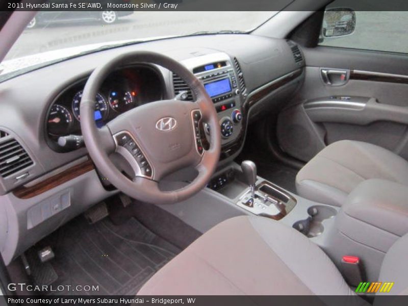 Moonstone Silver / Gray 2011 Hyundai Santa Fe SE AWD