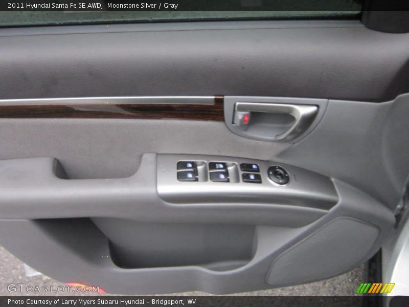 Moonstone Silver / Gray 2011 Hyundai Santa Fe SE AWD