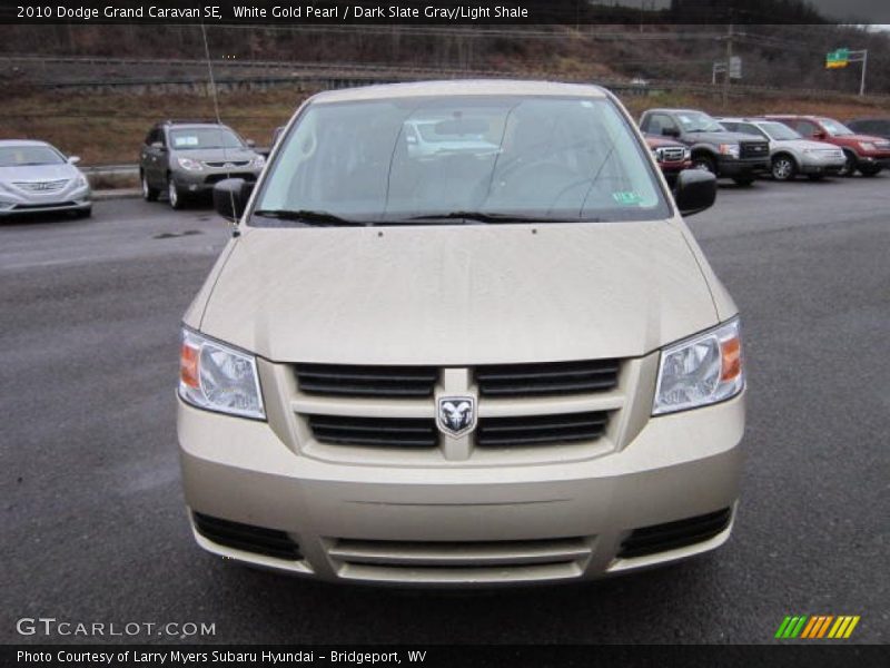 White Gold Pearl / Dark Slate Gray/Light Shale 2010 Dodge Grand Caravan SE