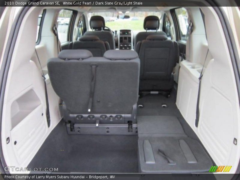 White Gold Pearl / Dark Slate Gray/Light Shale 2010 Dodge Grand Caravan SE