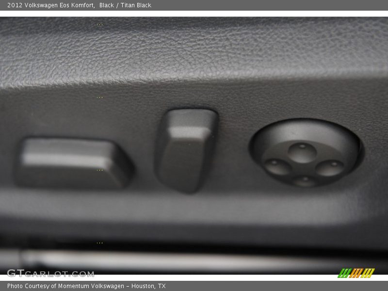 Black / Titan Black 2012 Volkswagen Eos Komfort