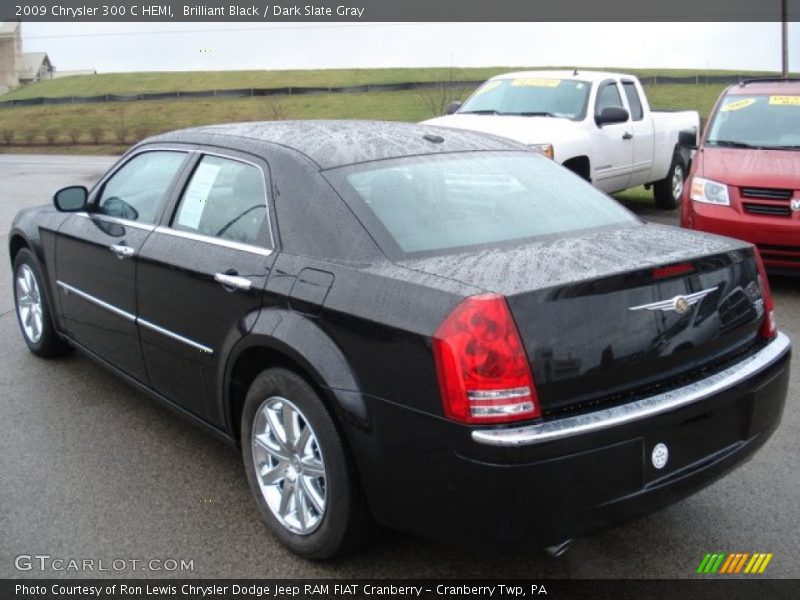 Brilliant Black / Dark Slate Gray 2009 Chrysler 300 C HEMI
