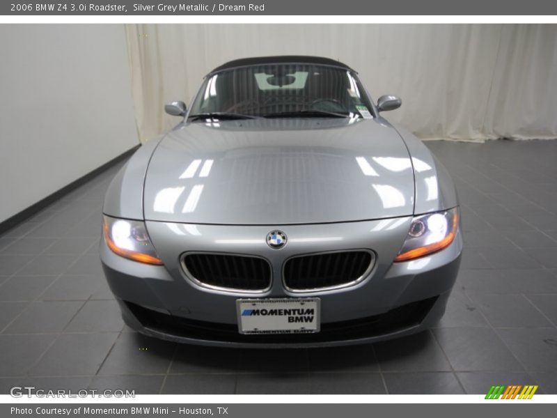 Silver Grey Metallic / Dream Red 2006 BMW Z4 3.0i Roadster