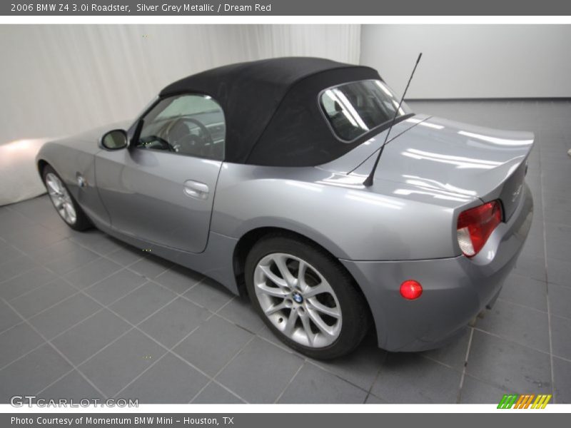 Silver Grey Metallic / Dream Red 2006 BMW Z4 3.0i Roadster