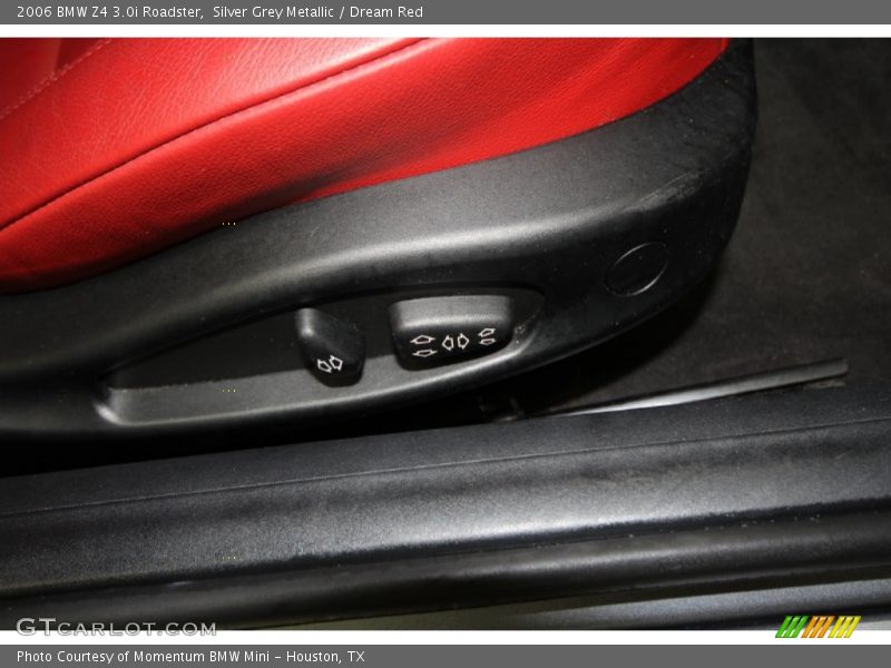 Silver Grey Metallic / Dream Red 2006 BMW Z4 3.0i Roadster
