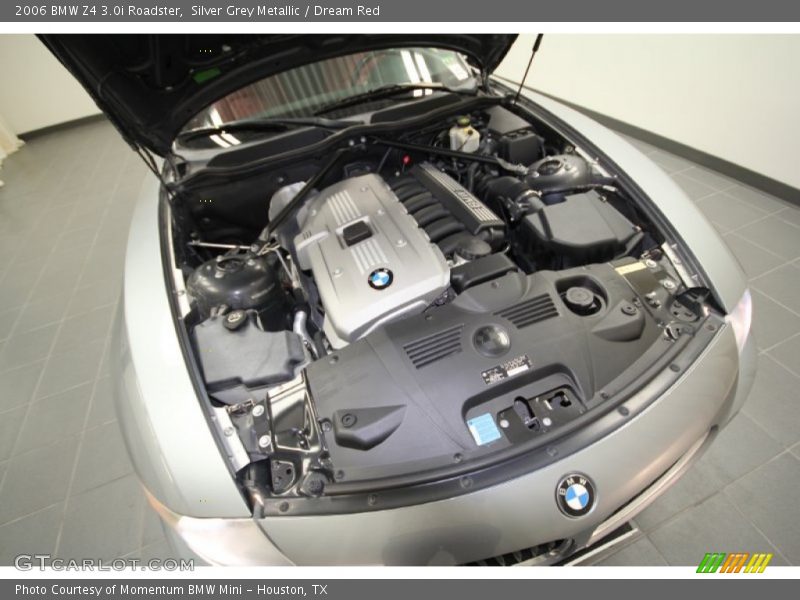 Silver Grey Metallic / Dream Red 2006 BMW Z4 3.0i Roadster