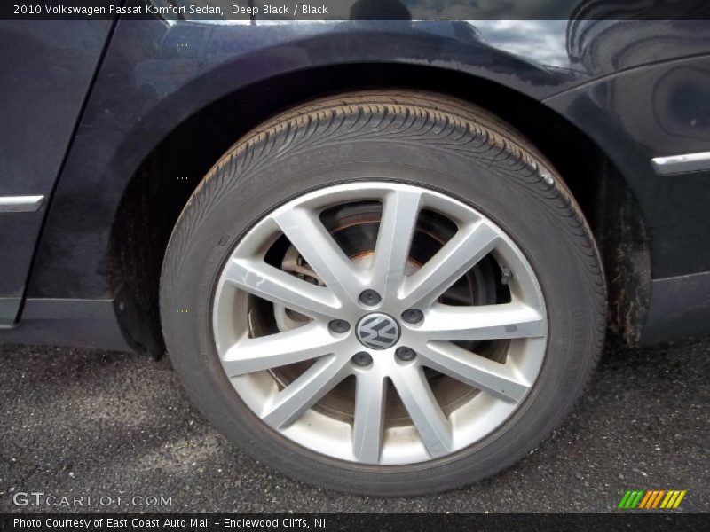 Deep Black / Black 2010 Volkswagen Passat Komfort Sedan
