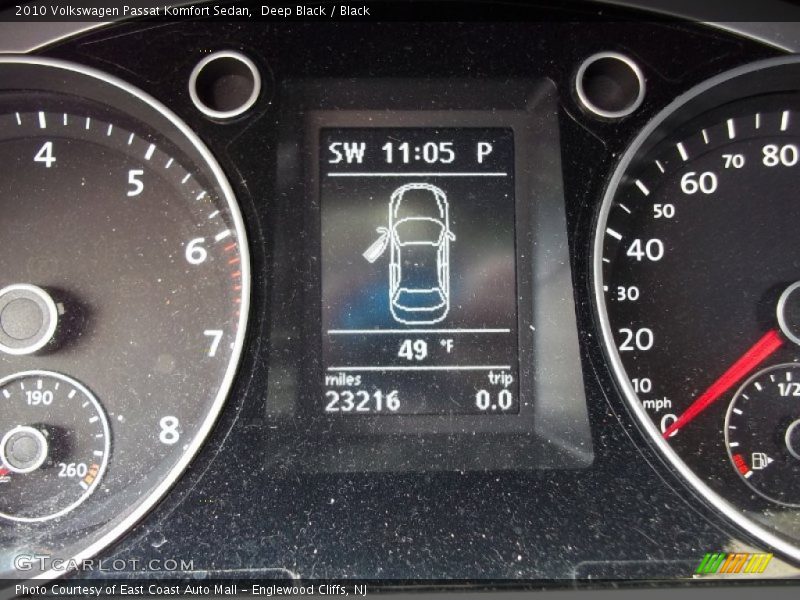 Deep Black / Black 2010 Volkswagen Passat Komfort Sedan