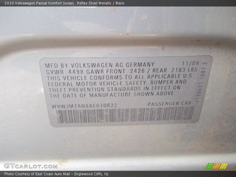 Reflex Silver Metallic / Black 2010 Volkswagen Passat Komfort Sedan