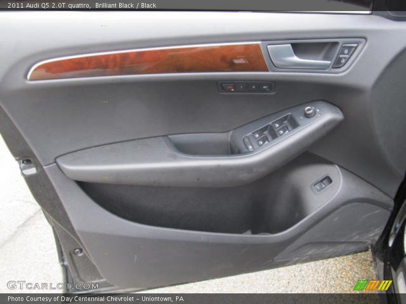 Brilliant Black / Black 2011 Audi Q5 2.0T quattro