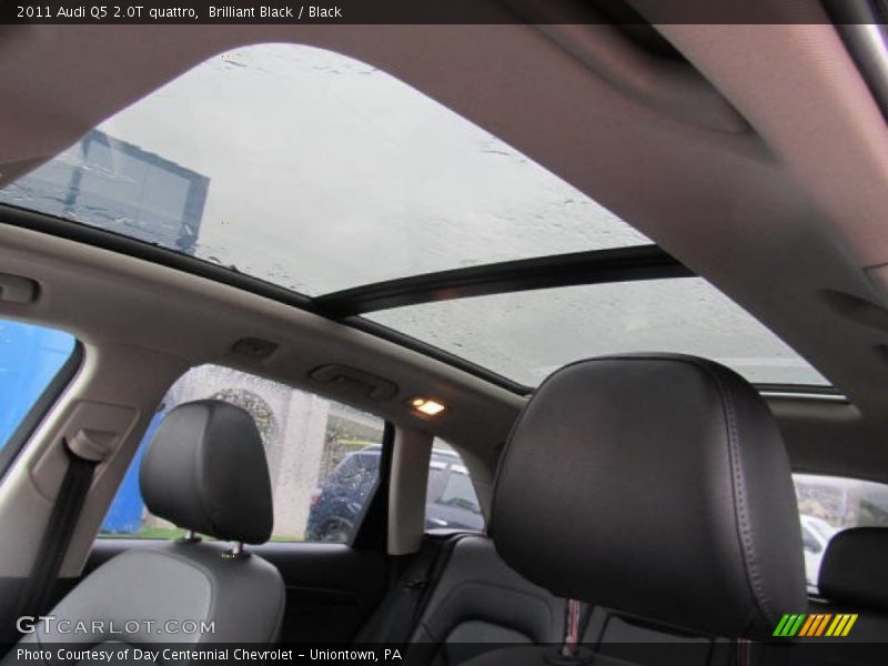 Brilliant Black / Black 2011 Audi Q5 2.0T quattro