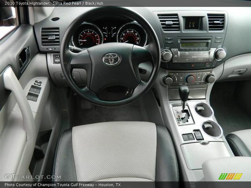 Salsa Red Pearl / Black/Ash 2010 Toyota Highlander