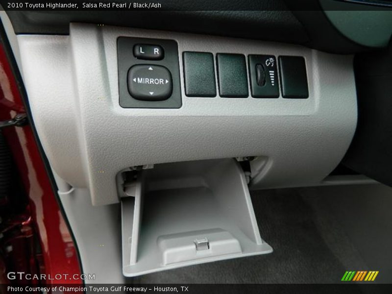 Salsa Red Pearl / Black/Ash 2010 Toyota Highlander