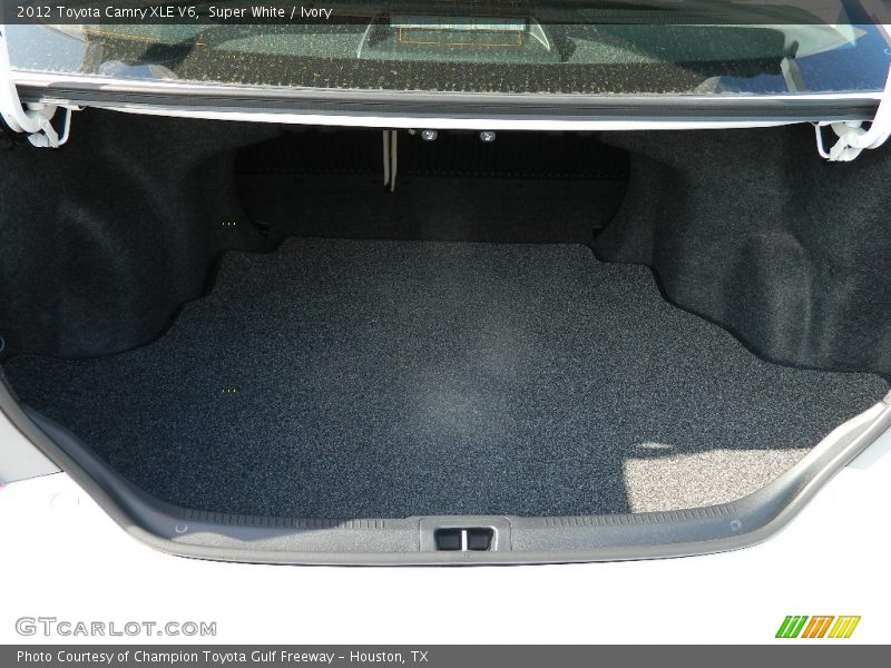 Super White / Ivory 2012 Toyota Camry XLE V6