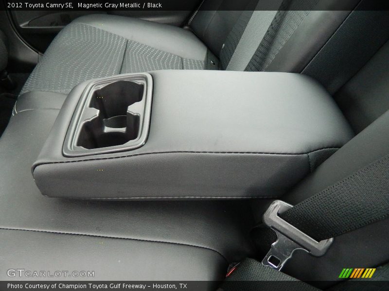Magnetic Gray Metallic / Black 2012 Toyota Camry SE