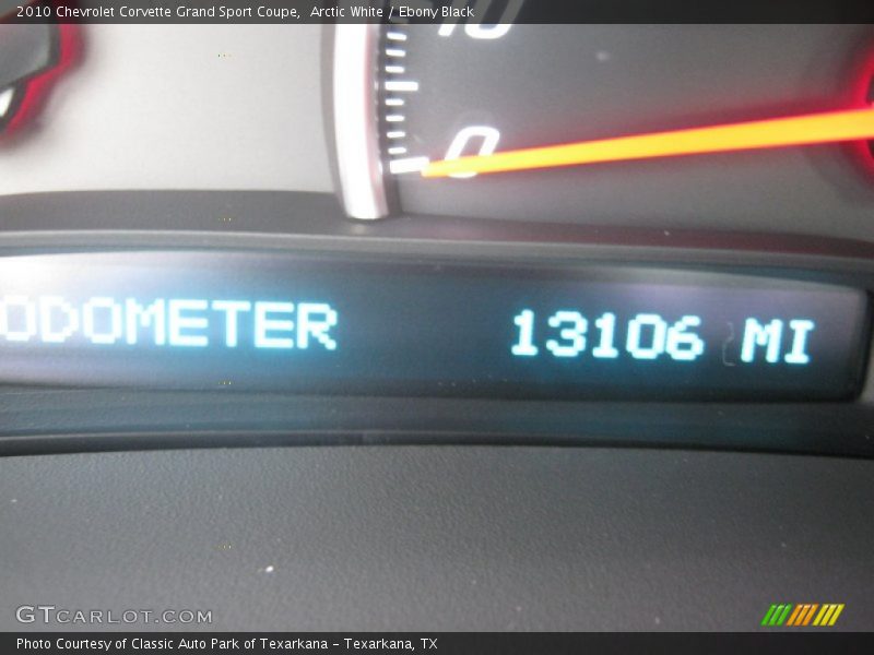 Arctic White / Ebony Black 2010 Chevrolet Corvette Grand Sport Coupe