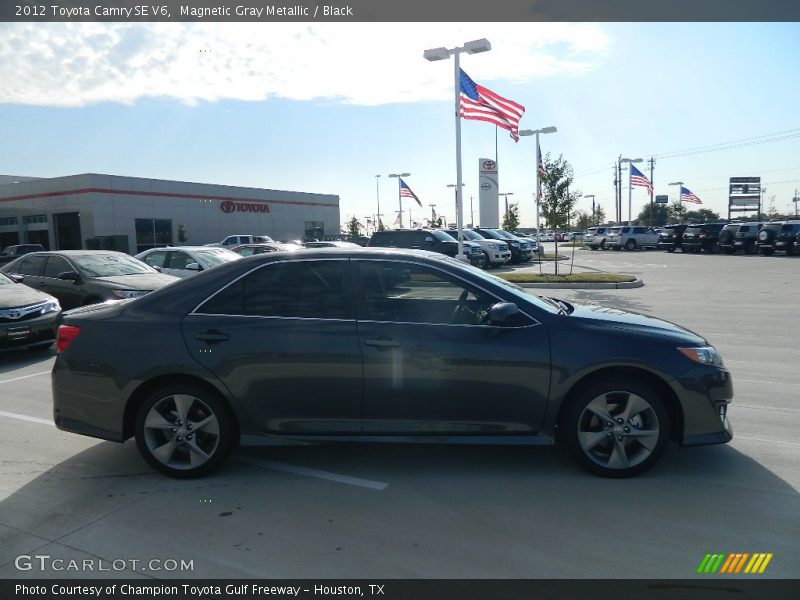 Magnetic Gray Metallic / Black 2012 Toyota Camry SE V6