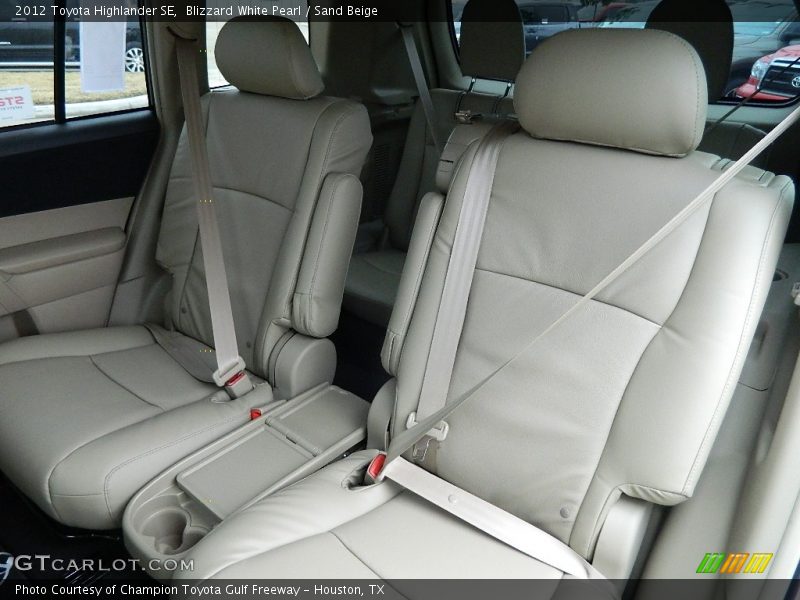 Blizzard White Pearl / Sand Beige 2012 Toyota Highlander SE