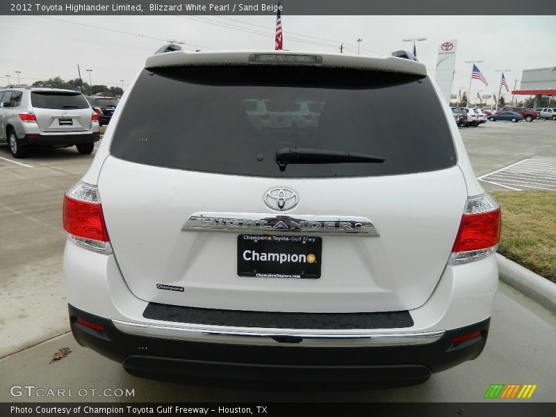 Blizzard White Pearl / Sand Beige 2012 Toyota Highlander Limited