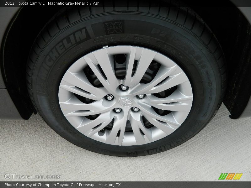 Magnetic Gray Metallic / Ash 2012 Toyota Camry L