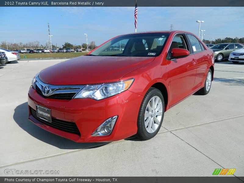 Barcelona Red Metallic / Ivory 2012 Toyota Camry XLE