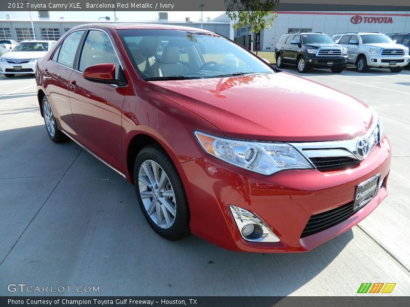 Barcelona Red Metallic / Ivory 2012 Toyota Camry XLE