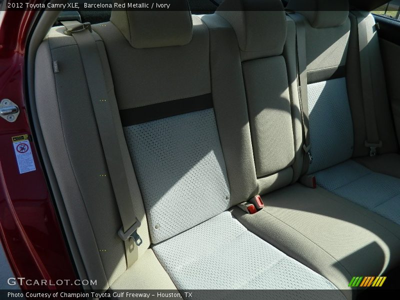 Barcelona Red Metallic / Ivory 2012 Toyota Camry XLE