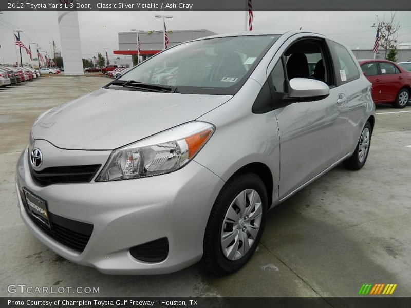 Classic Silver Metallic / Ash Gray 2012 Toyota Yaris L 3 Door