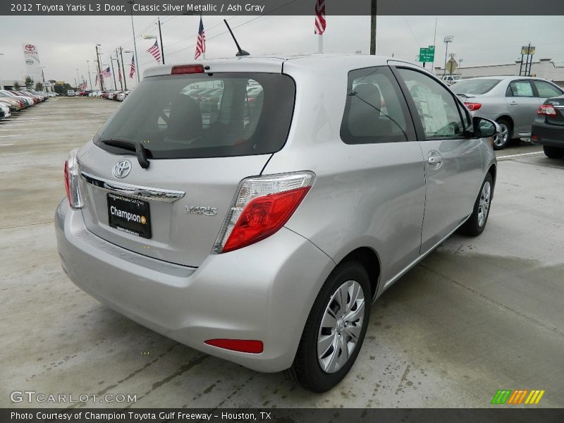 Classic Silver Metallic / Ash Gray 2012 Toyota Yaris L 3 Door