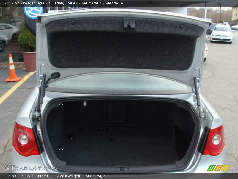 Reflex Silver Metallic / Anthracite 2007 Volkswagen Jetta 2.5 Sedan