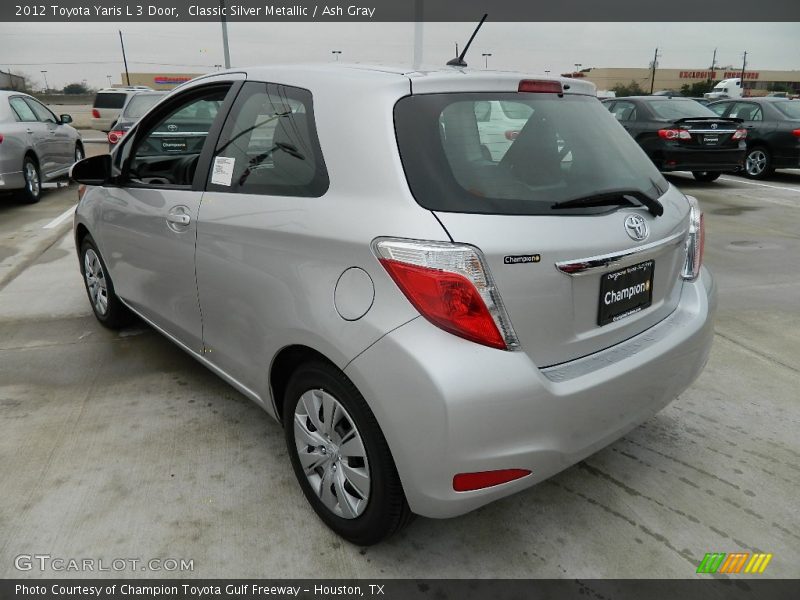 Classic Silver Metallic / Ash Gray 2012 Toyota Yaris L 3 Door