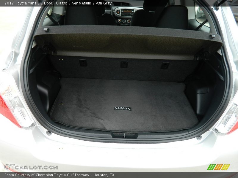 Classic Silver Metallic / Ash Gray 2012 Toyota Yaris L 3 Door