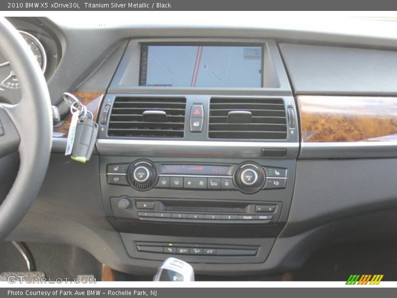 Titanium Silver Metallic / Black 2010 BMW X5 xDrive30i