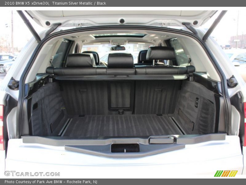 Titanium Silver Metallic / Black 2010 BMW X5 xDrive30i