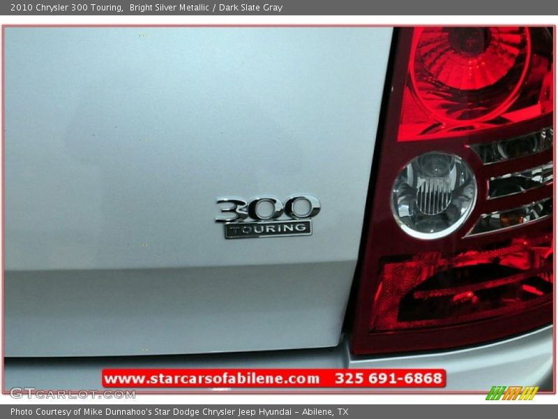 Bright Silver Metallic / Dark Slate Gray 2010 Chrysler 300 Touring