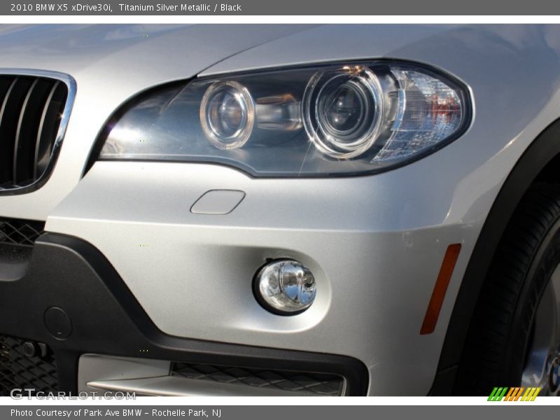 Titanium Silver Metallic / Black 2010 BMW X5 xDrive30i
