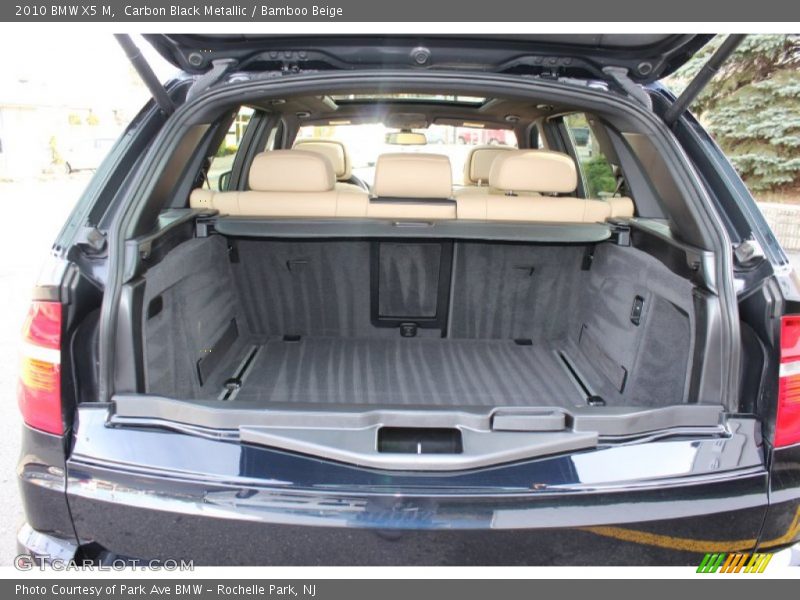  2010 X5 M  Trunk