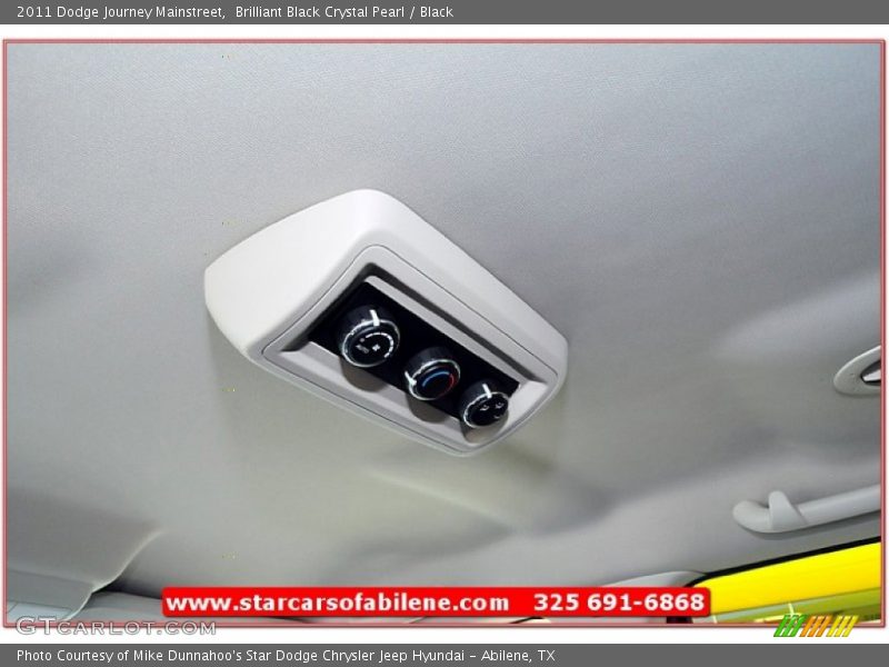 Brilliant Black Crystal Pearl / Black 2011 Dodge Journey Mainstreet