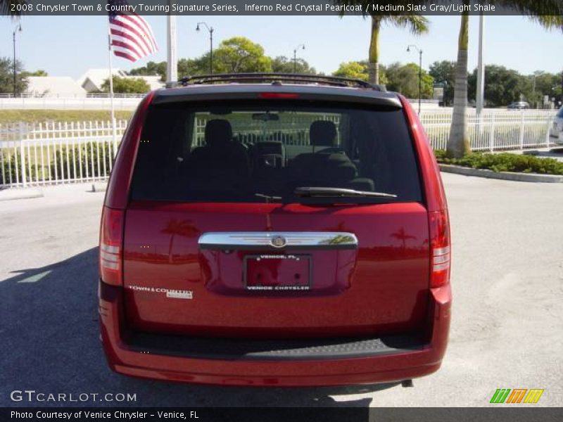 Inferno Red Crystal Pearlcoat / Medium Slate Gray/Light Shale 2008 Chrysler Town & Country Touring Signature Series
