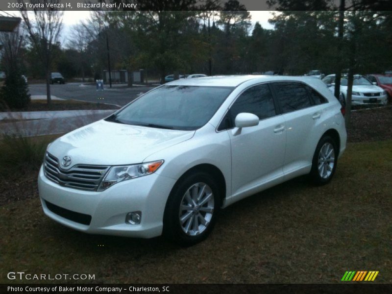 Blizzard Pearl / Ivory 2009 Toyota Venza I4