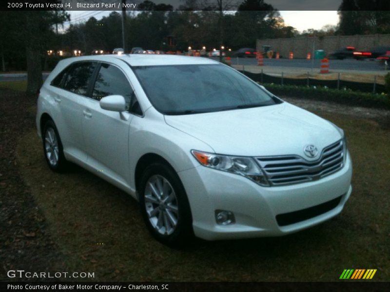 Blizzard Pearl / Ivory 2009 Toyota Venza I4