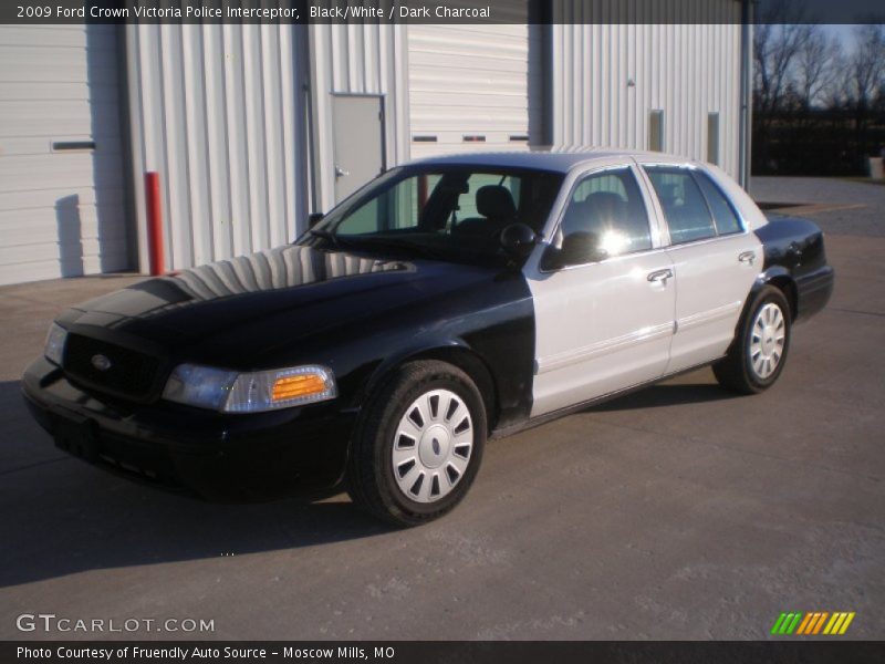 Front 3/4 View of 2009 Crown Victoria Police Interceptor