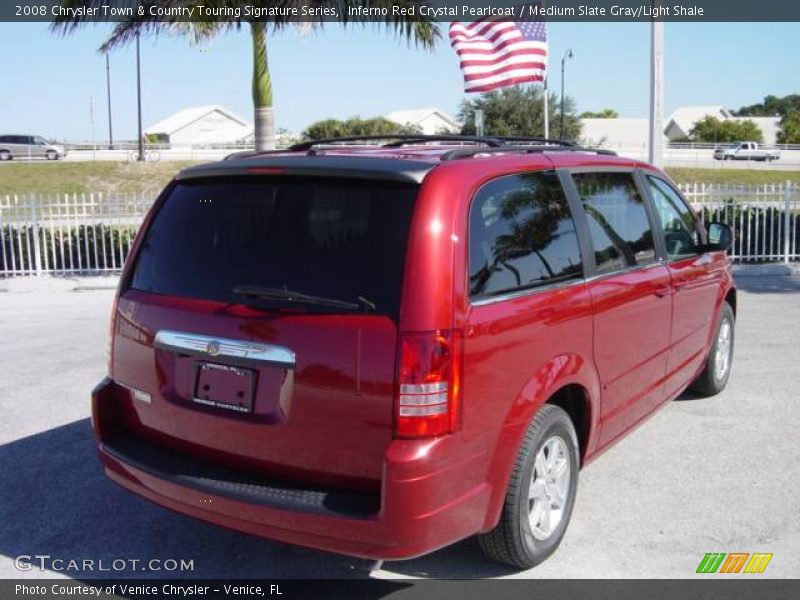 Inferno Red Crystal Pearlcoat / Medium Slate Gray/Light Shale 2008 Chrysler Town & Country Touring Signature Series