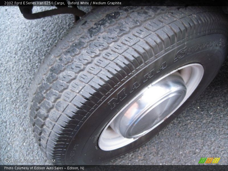 Oxford White / Medium Graphite 2002 Ford E Series Van E250 Cargo