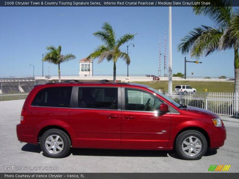 Inferno Red Crystal Pearlcoat / Medium Slate Gray/Light Shale 2008 Chrysler Town & Country Touring Signature Series