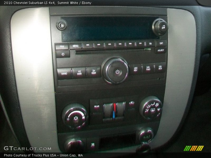Summit White / Ebony 2010 Chevrolet Suburban LS 4x4