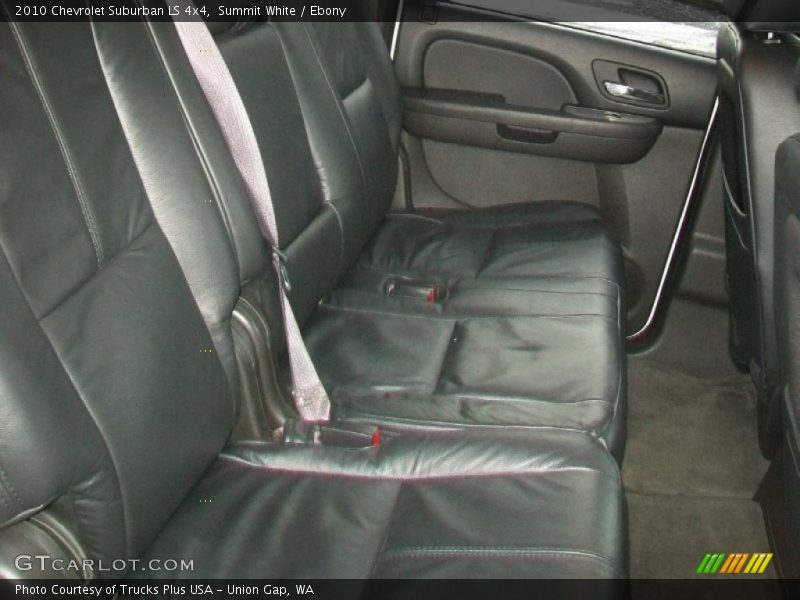 Summit White / Ebony 2010 Chevrolet Suburban LS 4x4
