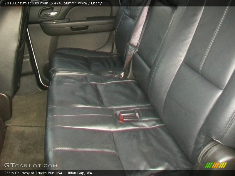 Summit White / Ebony 2010 Chevrolet Suburban LS 4x4